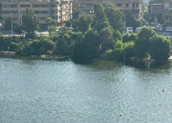Nile View In Zamalek Stays